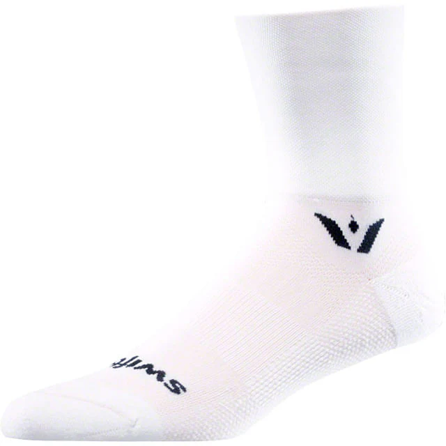 Swiftwick Aspire Four Socks - Image 4