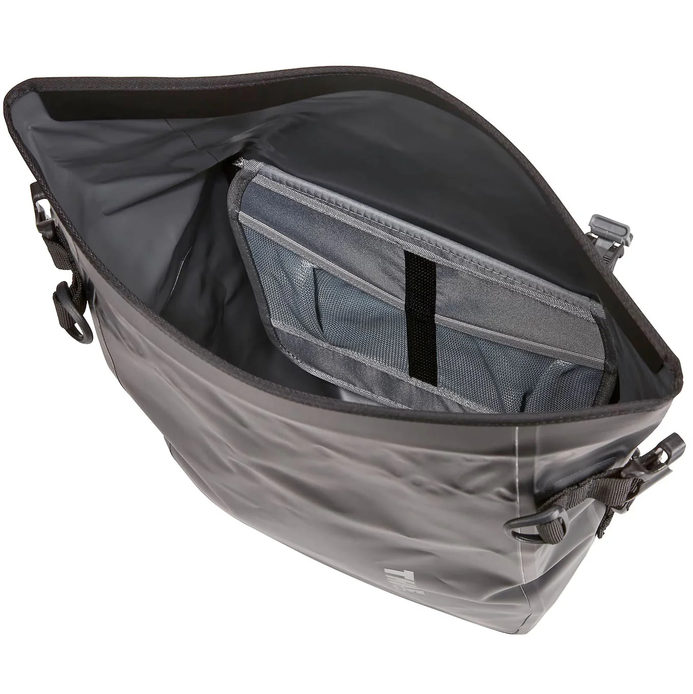 Thule Shield 13L Pannier Set - Image 4
