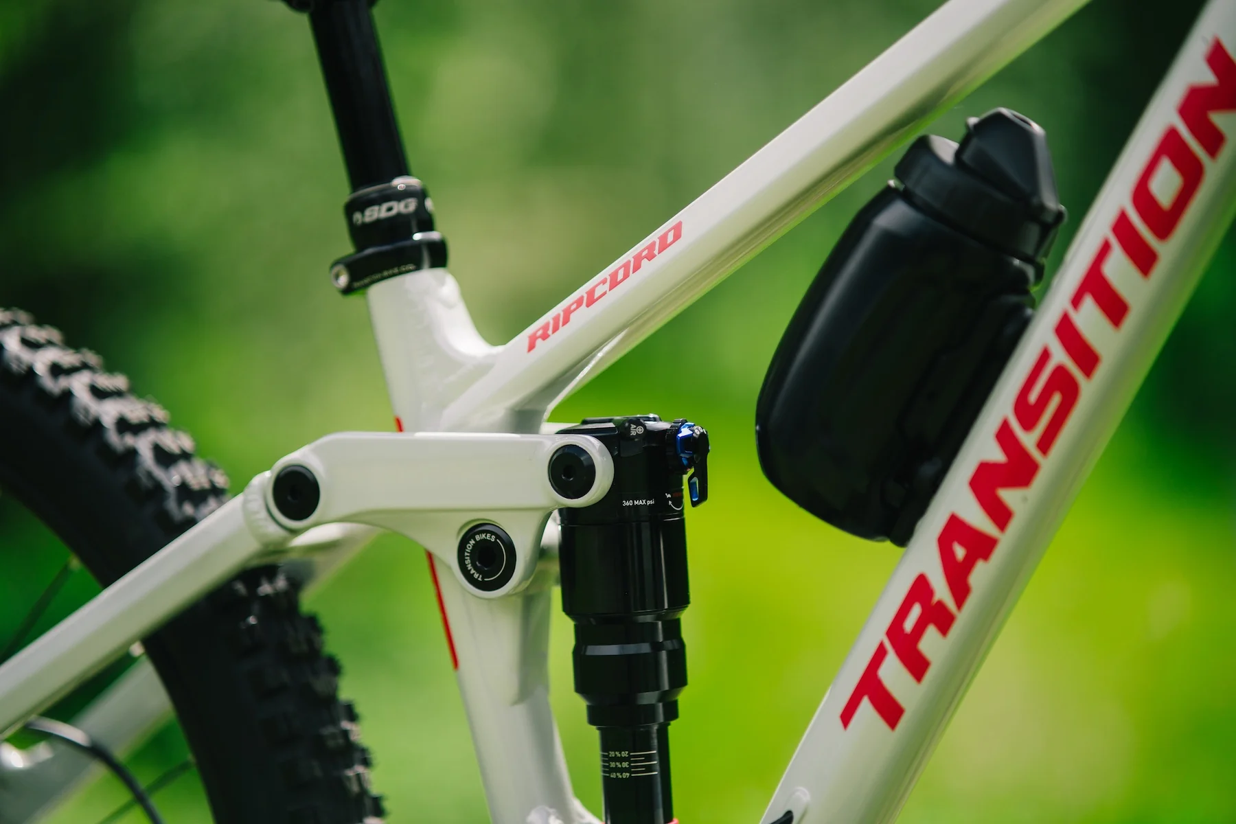 Transition Ripcord 24 Full Suspension Kids Mountain Bike - Image 5